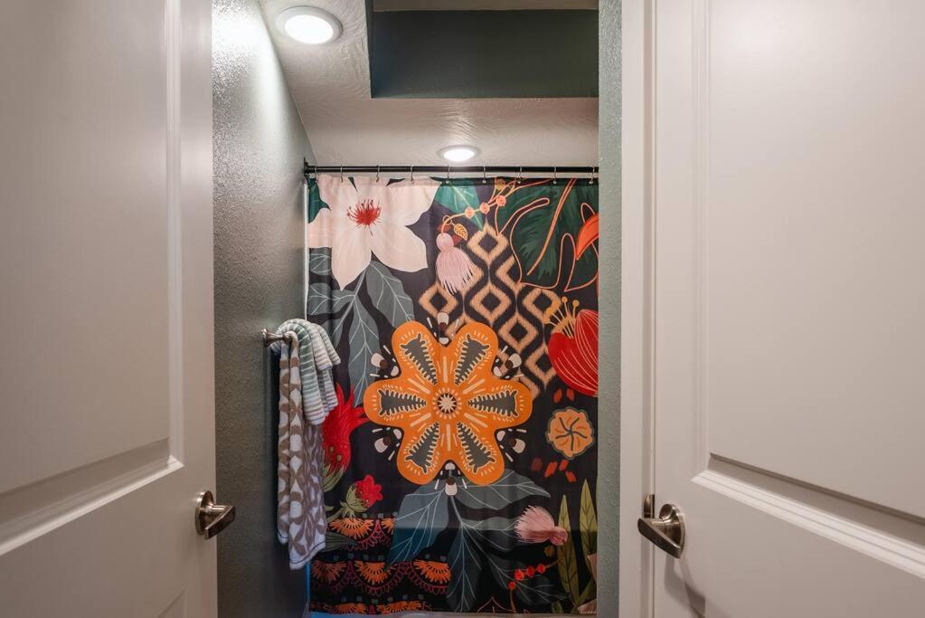 Pet Friendly Boho Condo With Pool--Fitness Center--Next To The Branson Landing--Close To Convention Center And Kanakuk Dış mekan fotoğraf